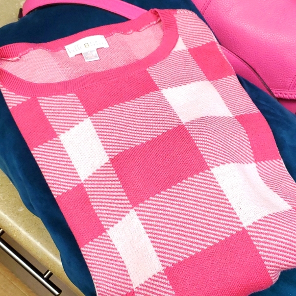 NEW! Belle by Kim Gravel pink plaid color block sweater. Never worn. Medium. - Picture 1 of 6